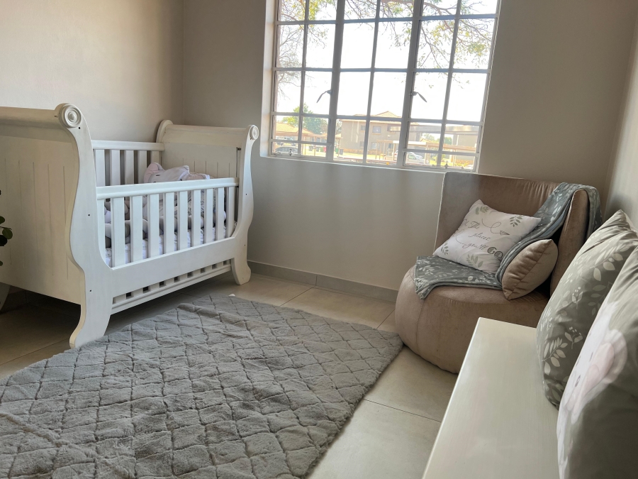 3 Bedroom Property for Sale in Waterval East North West